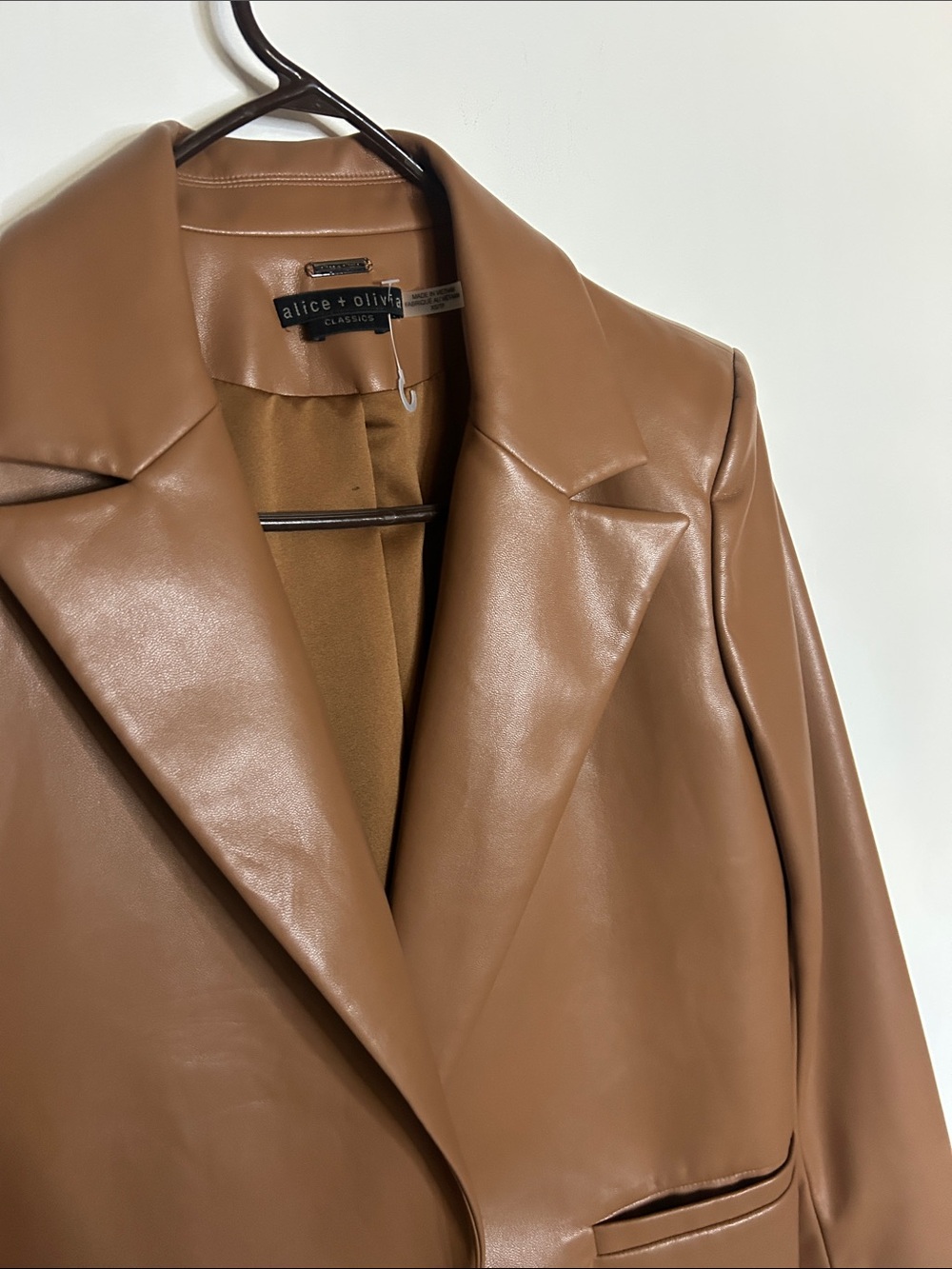 Alice and Olivia Dunn vegan leather blazer Carmel color size XS - Picture 5 of 8